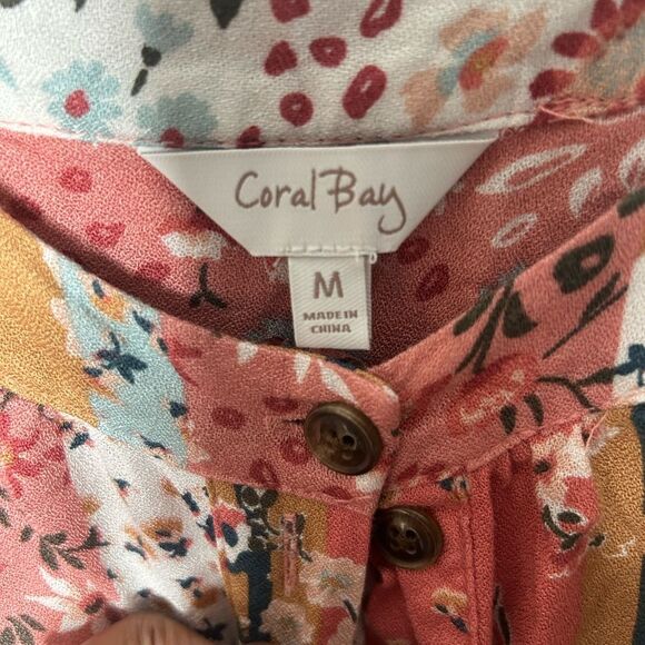 Coral Bay Women's 3/4 Sleeve Button-Up Elastic Cuff Floral Blouse Tunic Size M - Picture 7 of 8